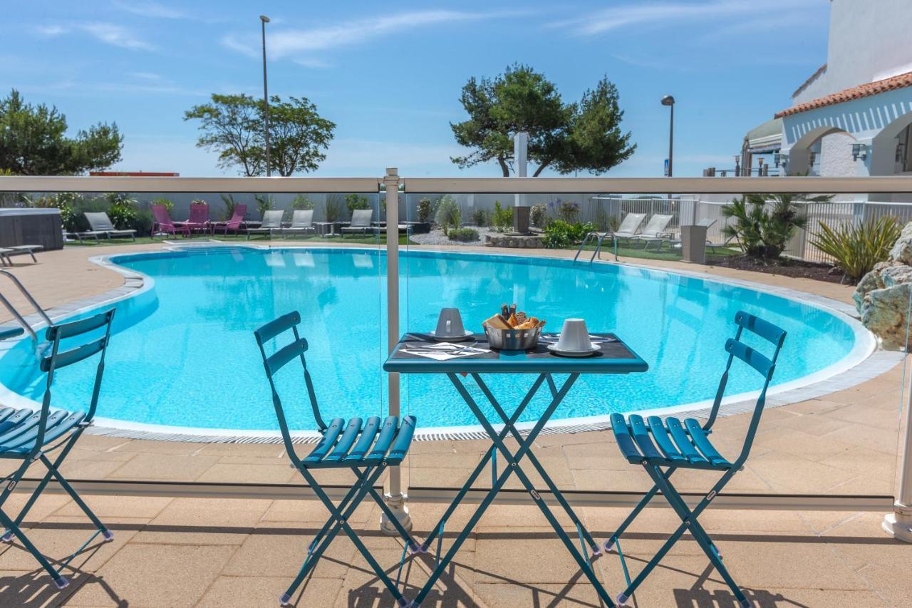 Hotel Restaurant Le Grand Large - Face A La Plage - Ile De Re 里维多瓦海滩 外观 照片