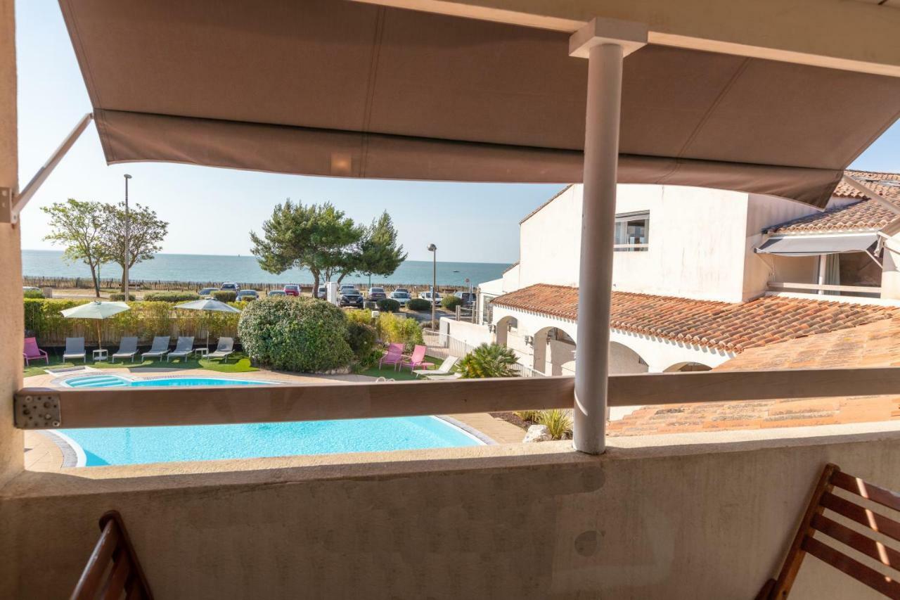 Hotel Restaurant Le Grand Large - Face A La Plage - Ile De Re 里维多瓦海滩 外观 照片
