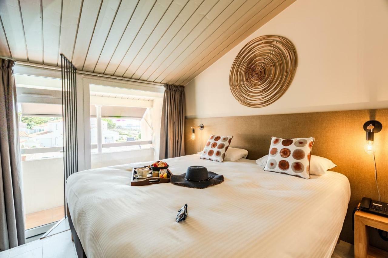 Hotel Restaurant Le Grand Large - Face A La Plage - Ile De Re 里维多瓦海滩 外观 照片