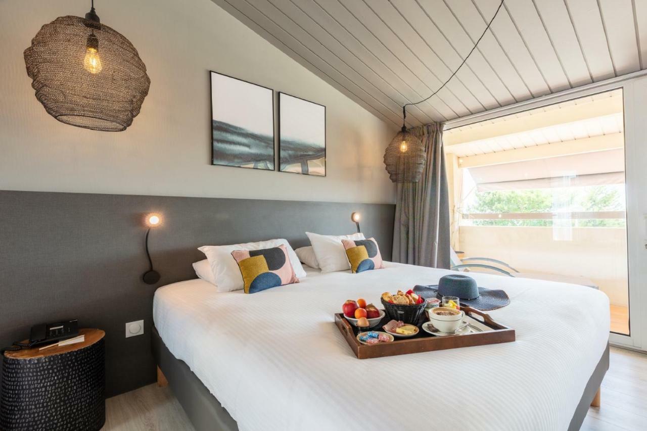 Hotel Restaurant Le Grand Large - Face A La Plage - Ile De Re 里维多瓦海滩 外观 照片